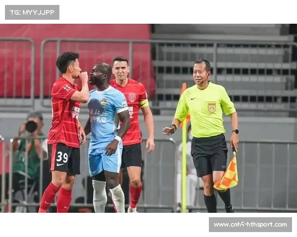 成都赛区因球迷种族歧视行为被罚款50万元并部分空场 成都赛区因球迷种族歧视行为被罚款50万元并部分空场